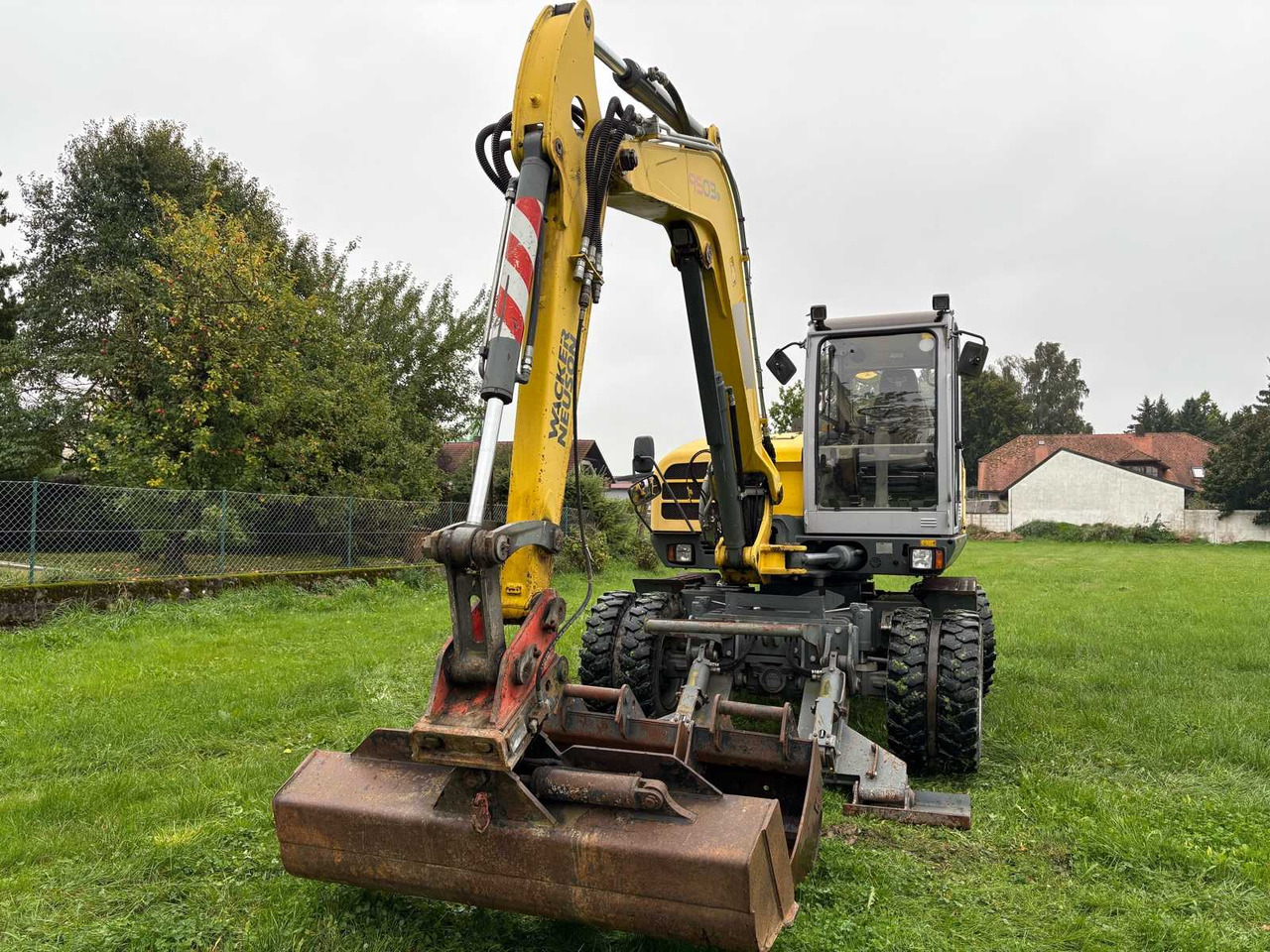 Wacker Neuson 9503-2 - Колесен багер: снимка 2 Wacker Neuson 9503-2 - Колесен багер: снимка 2