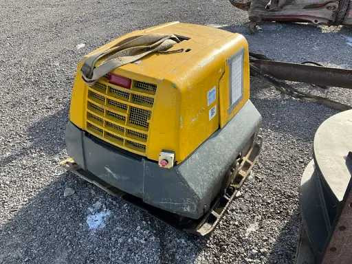 Wacker Neuson DPU130LE - Виброплоча: снимка 2 Wacker Neuson DPU130LE - Виброплоча: снимка 2