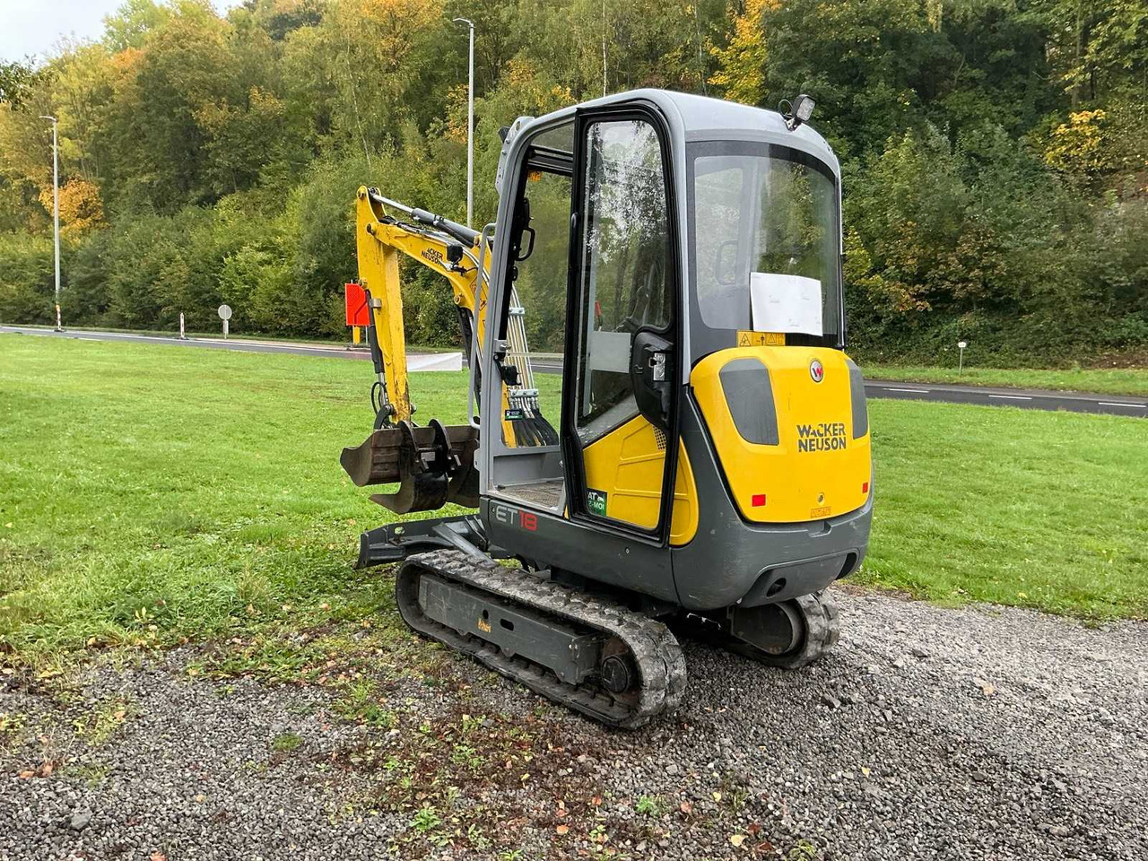 Wacker Neuson E12 - Мини багер: снимка 4 Wacker Neuson E12 - Мини багер: снимка 4