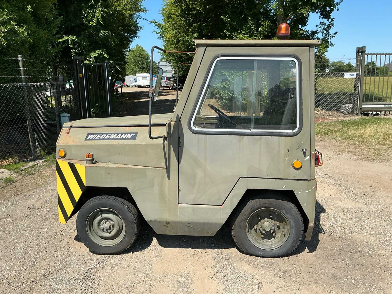 Wiedeman DS-30 - Трактор: снимка 2 Wiedeman DS-30 - Трактор: снимка 2
