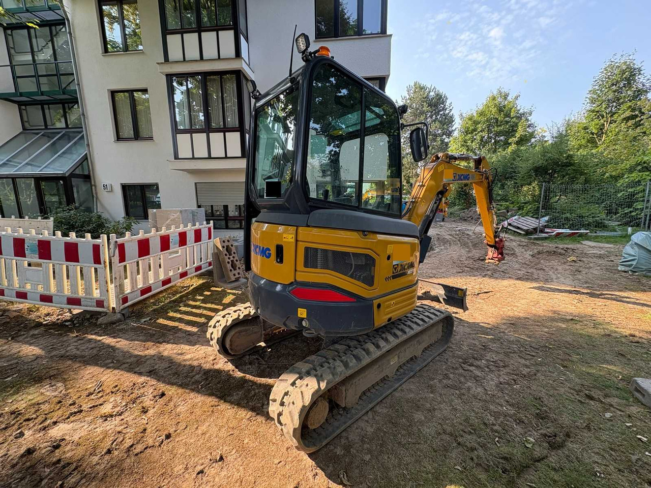 XCMG XE27E - Мини багер: снимка 4 XCMG XE27E - Мини багер: снимка 4