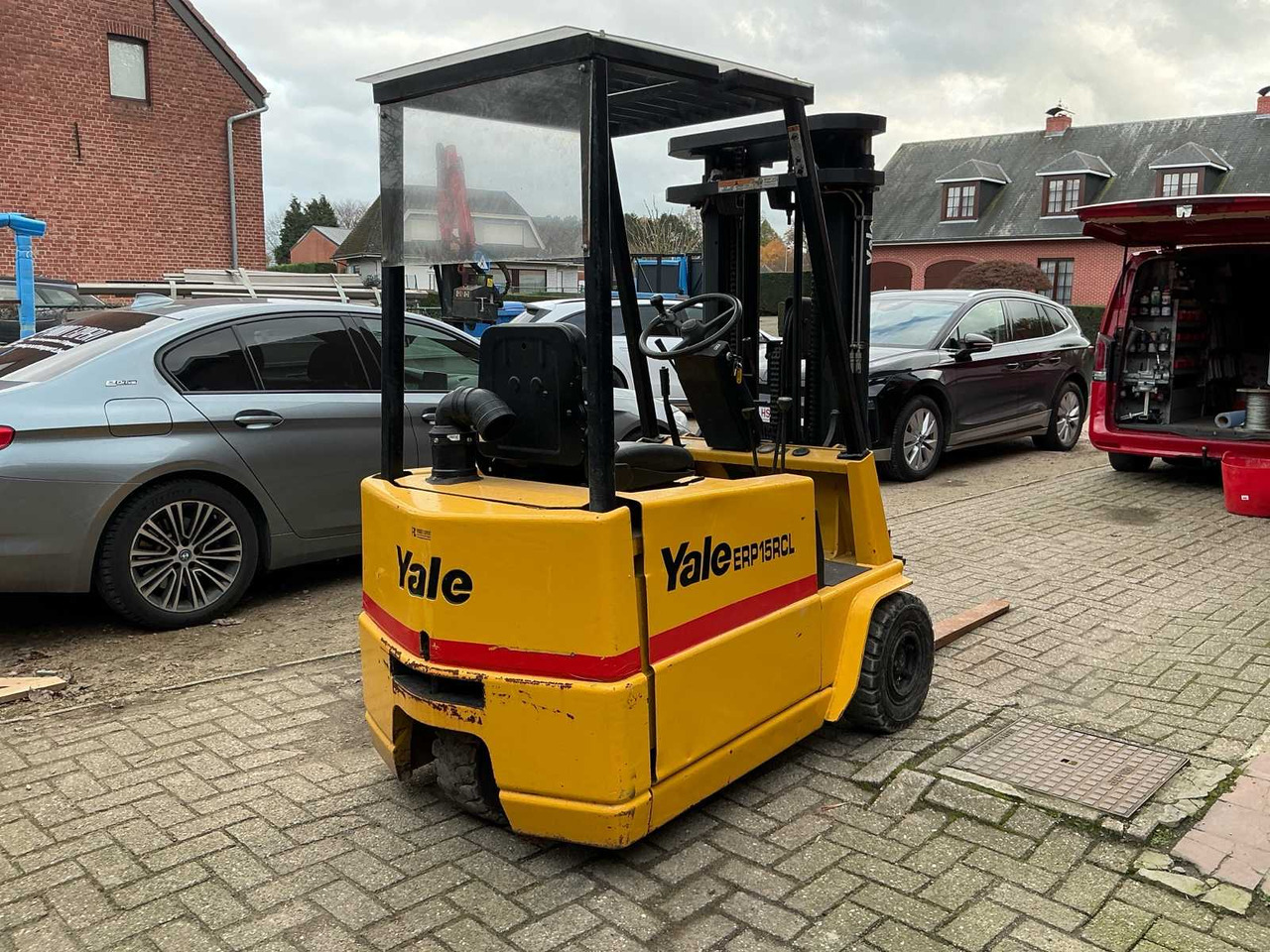YALE ERP15RCL FORKLIFT - Мотокар: снимка 5 YALE ERP15RCL FORKLIFT - Мотокар: снимка 5
