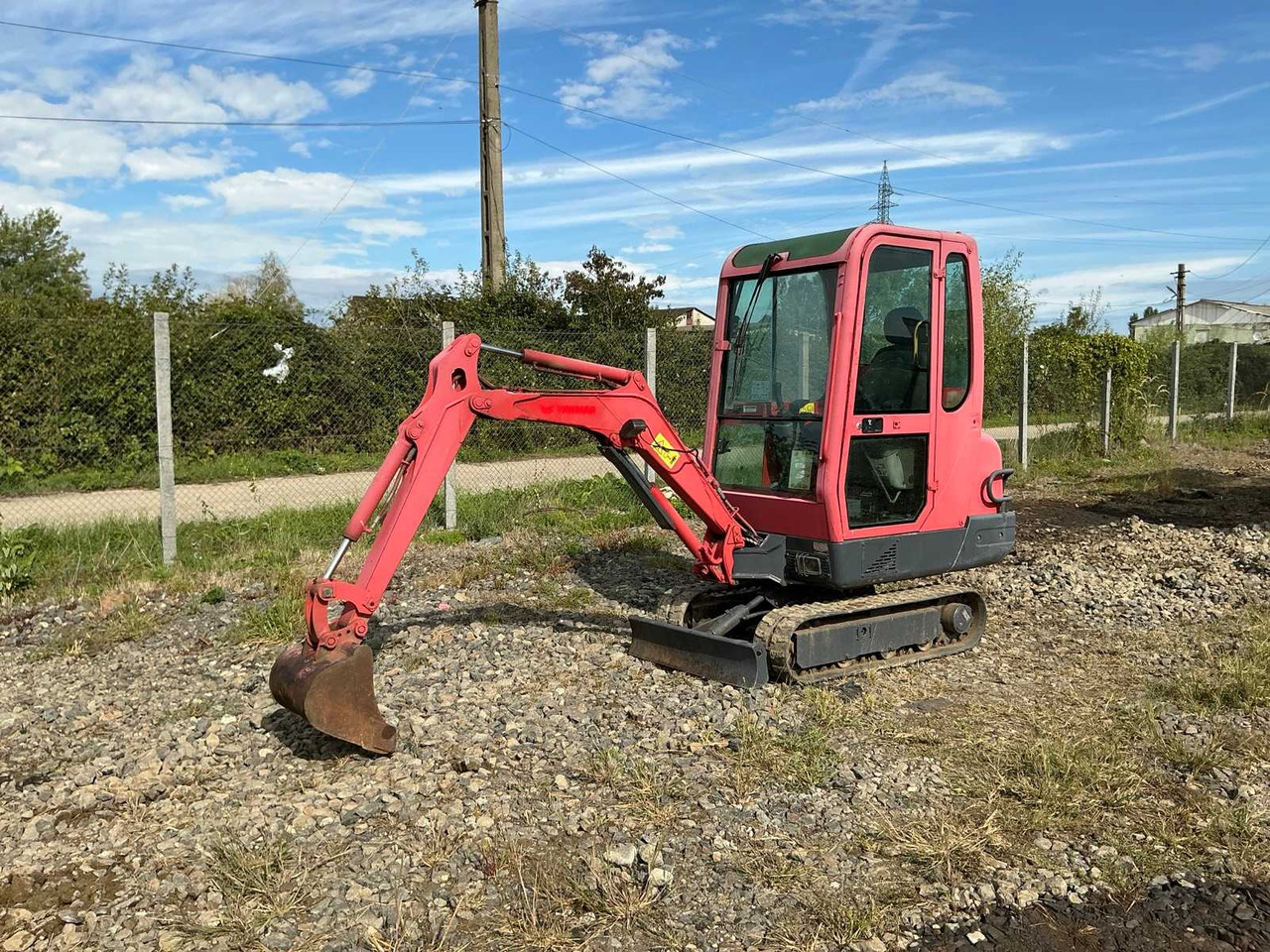 Yanmar B15 - 3 - Мини багер: снимка 1 Yanmar B15 - 3 - Мини багер: снимка 1