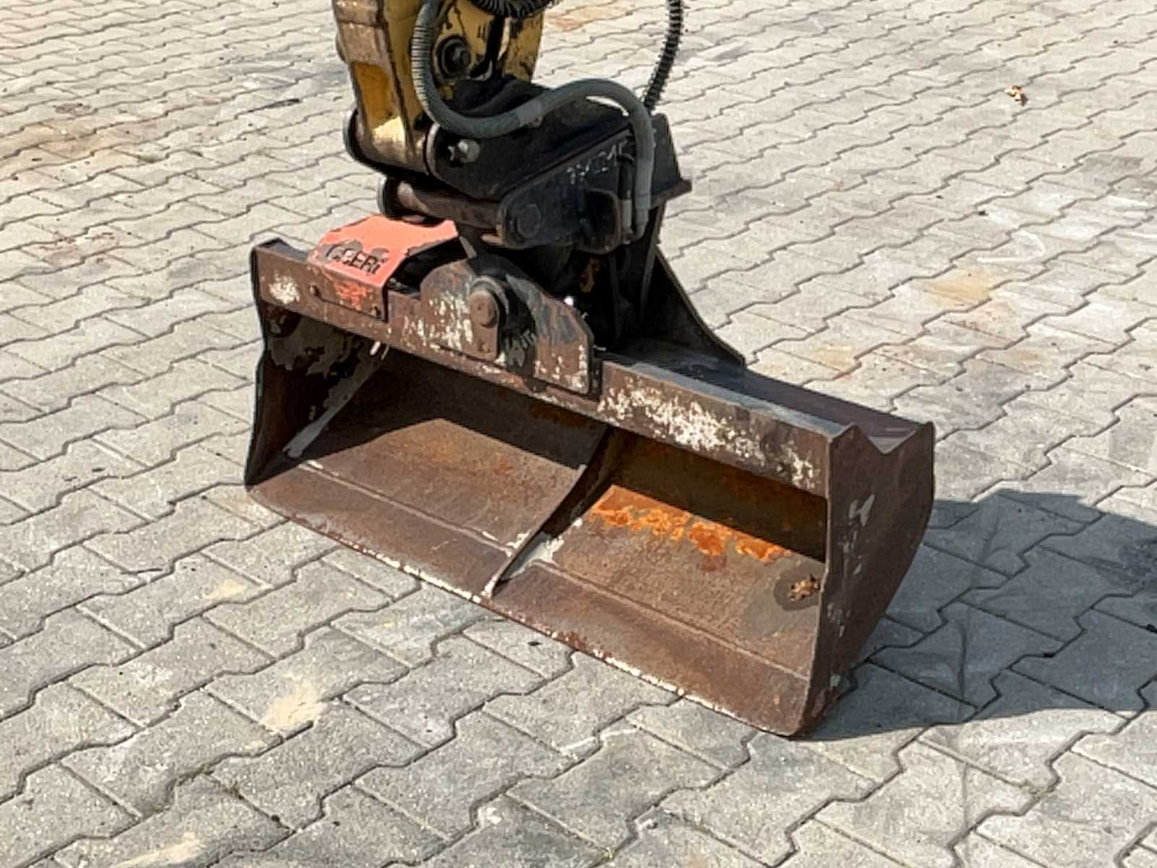 Верижен багер Yanmar SV18 CREX: снимка 11