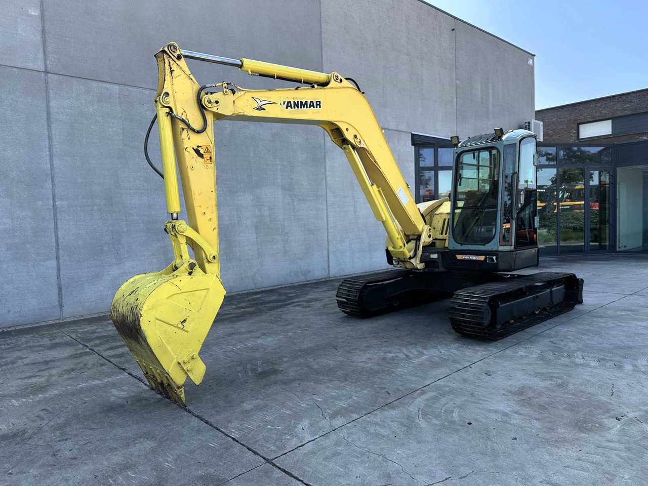 Yanmar VIO80 - Верижен багер: снимка 1 Yanmar VIO80 - Верижен багер: снимка 1