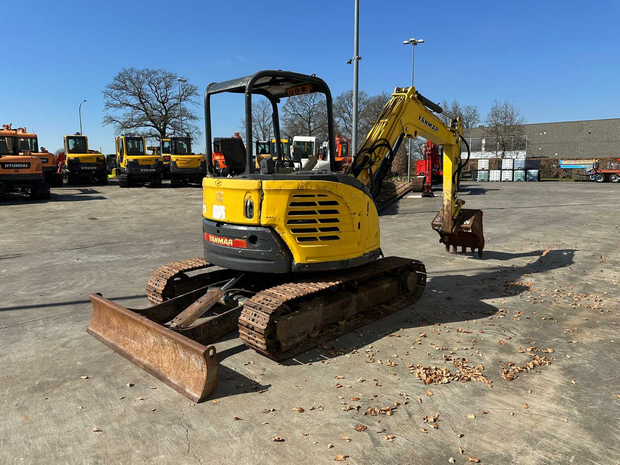 Yanmar Vio45 - Верижен багер: снимка 4 Yanmar Vio45 - Верижен багер: снимка 4