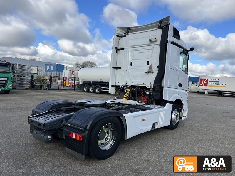 Mercedes-Benz ACTROS 1845 LS - MP5-NEW CONDITION-MIRRORCAM-FRIGO-STAND KLIMA - Влекач: снимка 4 Mercedes-Benz ACTROS 1845 LS - MP5-NEW CONDITION-MIRRORCAM-FRIGO-STAND KLIMA - Влекач: снимка 4