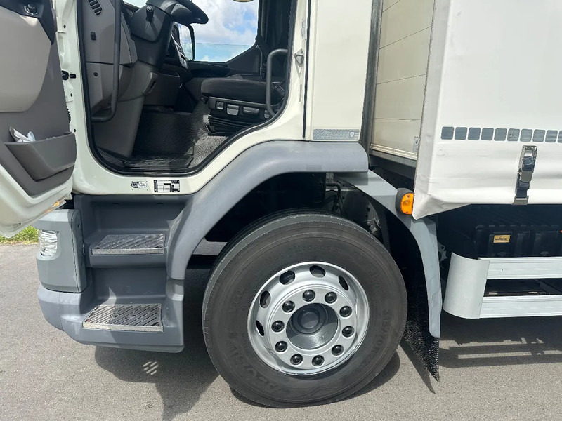 DAF CF 320 LF320.18 EURO6. SchuifzeilBakwagen met Laadklep. in TOPSTAAT! - Камион с брезент: снимка 5 DAF CF 320 LF320.18 EURO6. SchuifzeilBakwagen met Laadklep. in TOPSTAAT! - Камион с брезент: снимка 5