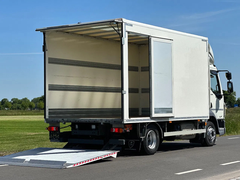 DAF LF 230 LF230.12 EURO6. 61797km!! 440x244x228 Bakwagen met Laadklep. - Камион фургон: снимка 4 DAF LF 230 LF230.12 EURO6. 61797km!! 440x244x228 Bakwagen met Laadklep. - Камион фургон: снимка 4