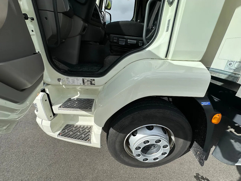 DAF LF 290 LF290.16. EURO6. 69351km!! 9306kg Laadvermogen!! - Камион фургон: снимка 5 DAF LF 290 LF290.16. EURO6. 69351km!! 9306kg Laadvermogen!! - Камион фургон: снимка 5