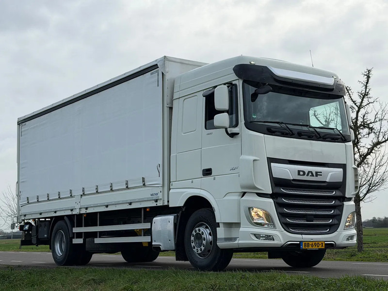 DAF XF 480 - Камион с брезент: снимка 2 DAF XF 480 - Камион с брезент: снимка 2