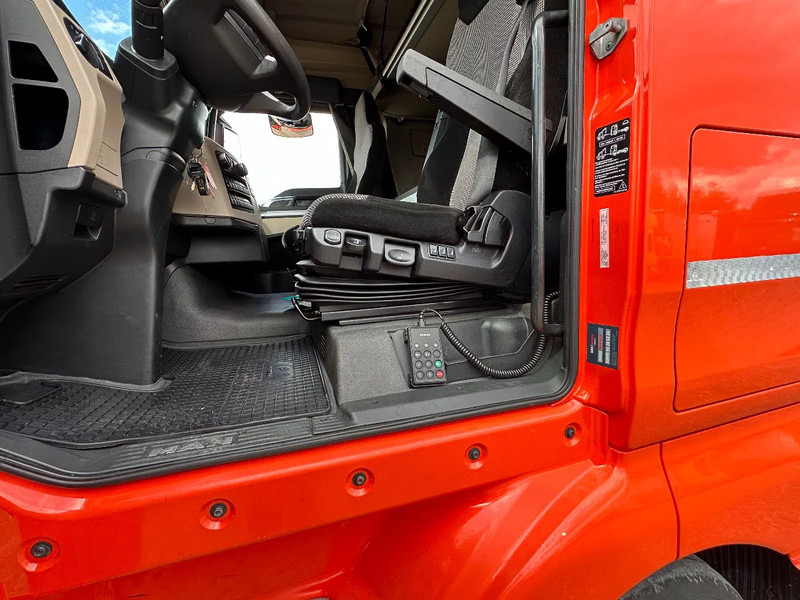Шаси кабина MAN TGX TGX 24.440: снимка 9
