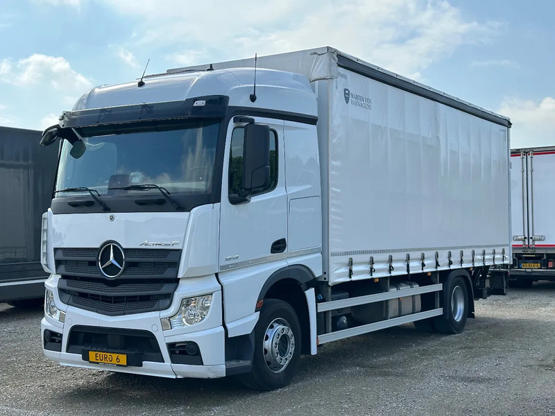 Mercedes-Benz Actros 1843 ACTROS 1843L 2022. 183432km Schuifzeil met Laadklep 2000kg - Камион с брезент: снимка 1 Mercedes-Benz Actros 1843 ACTROS 1843L 2022. 183432km Schuifzeil met Laadklep 2000kg - Камион с брезент: снимка 1