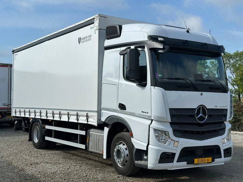 Mercedes-Benz Actros 1843 ACTROS 1843L 2022. 183432km Schuifzeil met Laadklep 2000kg - Камион с брезент: снимка 2 Mercedes-Benz Actros 1843 ACTROS 1843L 2022. 183432km Schuifzeil met Laadklep 2000kg - Камион с брезент: снимка 2