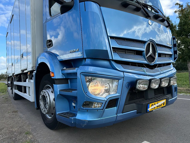Mercedes-Benz Antos ANTOS 1924L EURO6. 2017. Geisoleerde opbouw 610x244x238 - Рефрижератор камион: снимка 2 Mercedes-Benz Antos ANTOS 1924L EURO6. 2017. Geisoleerde opbouw 610x244x238 - Рефрижератор камион: снимка 2
