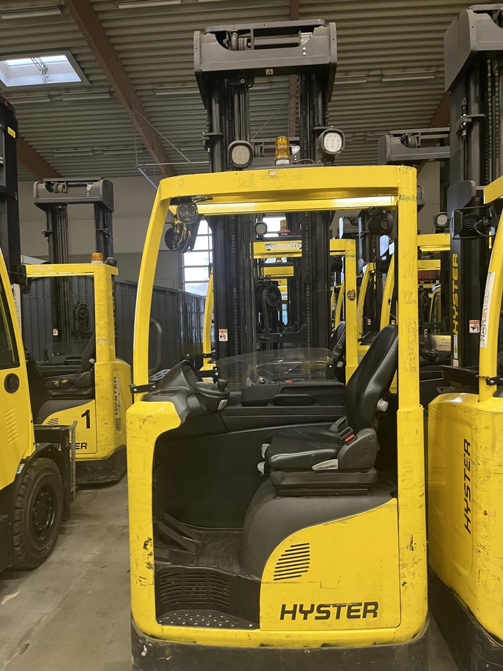 Hyster R1.6 - Ричтрак: снимка 1 Hyster R1.6 - Ричтрак: снимка 1