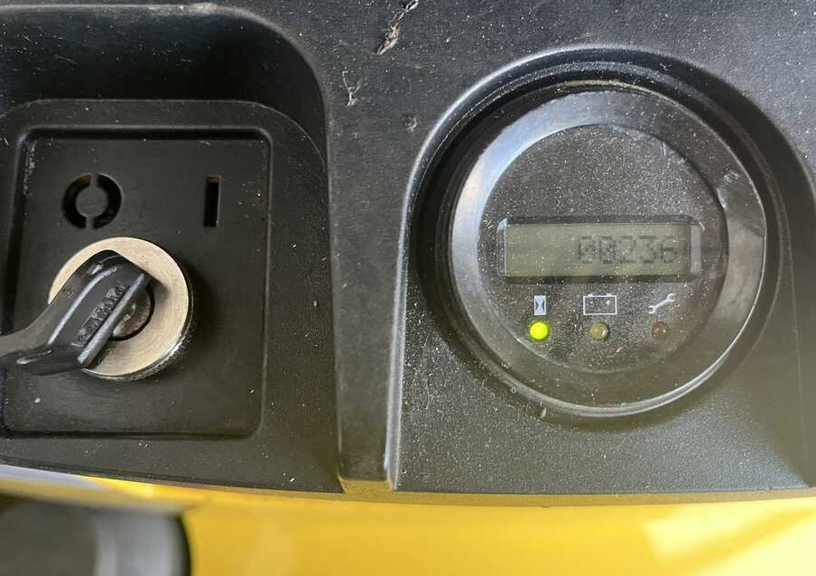 Hyster S 1.0 E - Стакер: снимка 3 Hyster S 1.0 E - Стакер: снимка 3