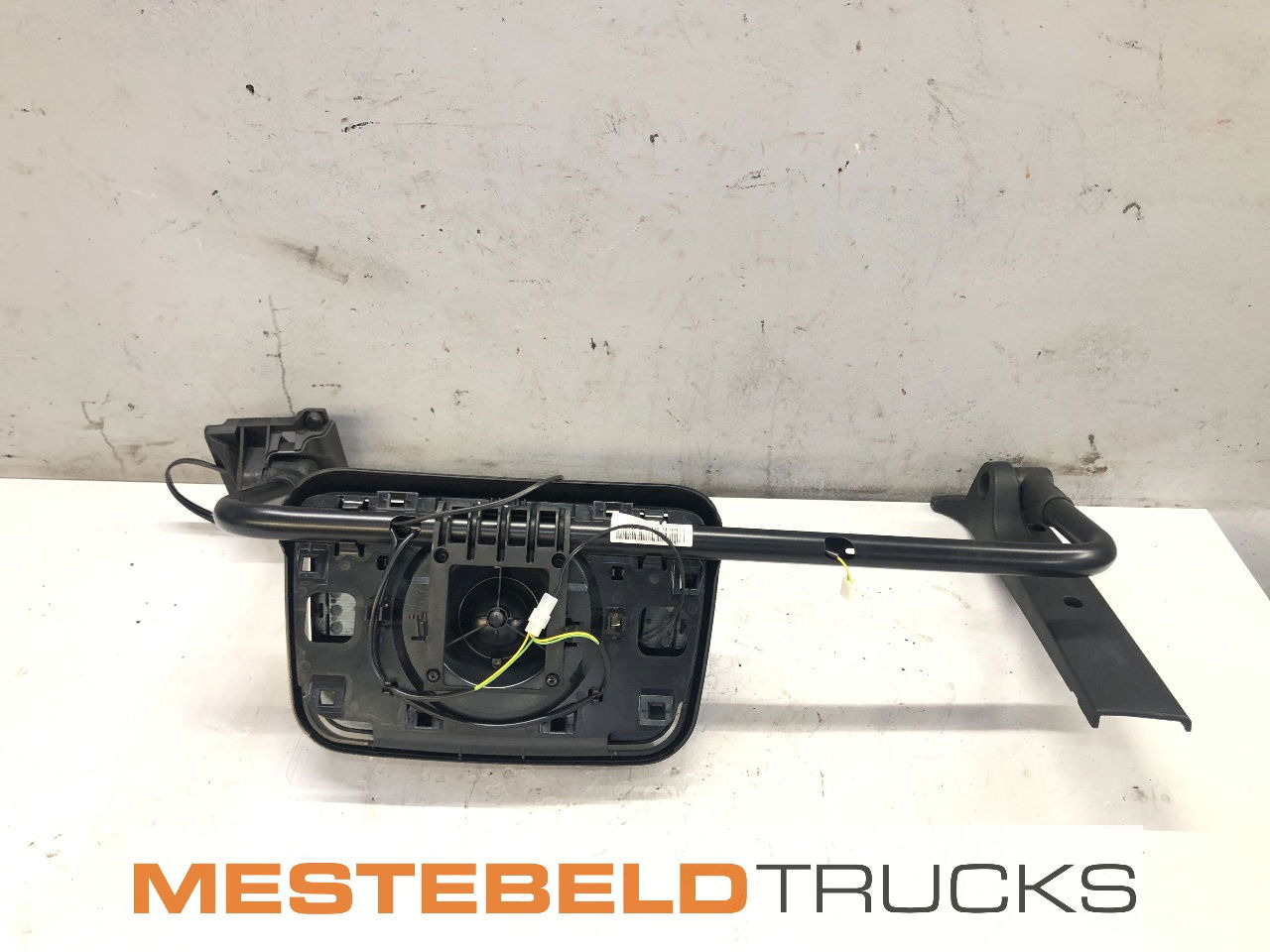 DAF Spiegel met steun links - Кабина и интериор за Камион: снимка 2 DAF Spiegel met steun links - Кабина и интериор за Камион: снимка 2