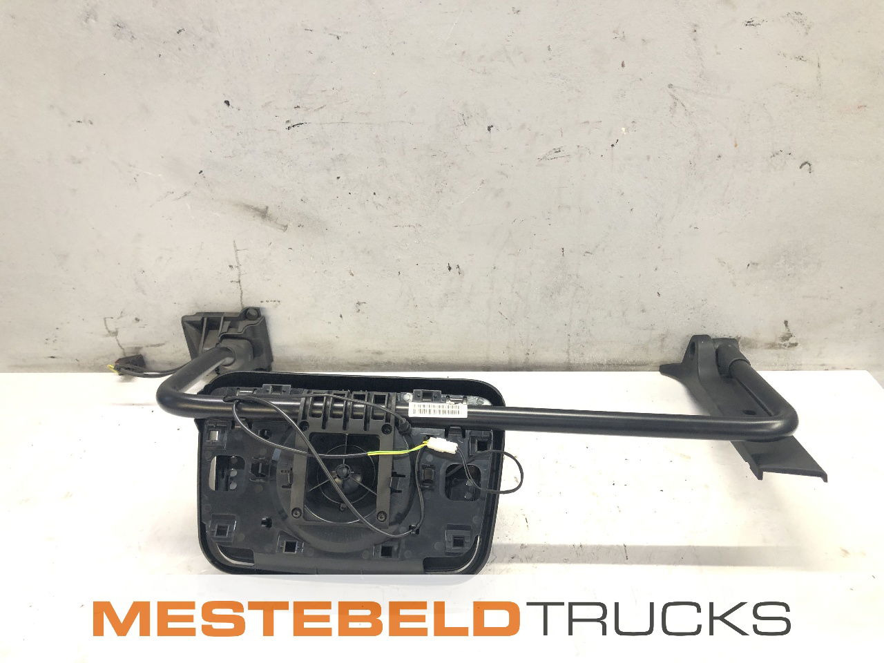 DAF Spiegel met steun links - Кабина и интериор за Камион: снимка 2 DAF Spiegel met steun links - Кабина и интериор за Камион: снимка 2