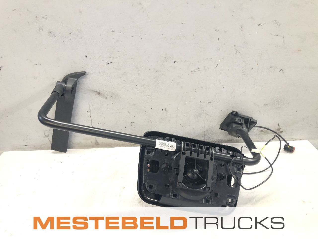 DAF Spiegel met steun rechts - Кабина и интериор за Камион: снимка 2 DAF Spiegel met steun rechts - Кабина и интериор за Камион: снимка 2