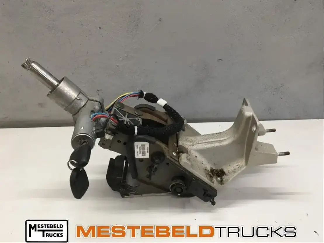 DAF Stuurkolom mechanisch verstelbaar LF45 - Кормилно управление за Камион: снимка 1 DAF Stuurkolom mechanisch verstelbaar LF45 - Кормилно управление за Камион: снимка 1