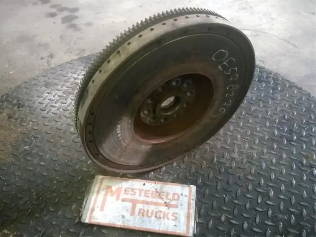 DAF Vliegwiel XF95 - Двигател и части за Камион: снимка 1 DAF Vliegwiel XF95 - Двигател и части за Камион: снимка 1