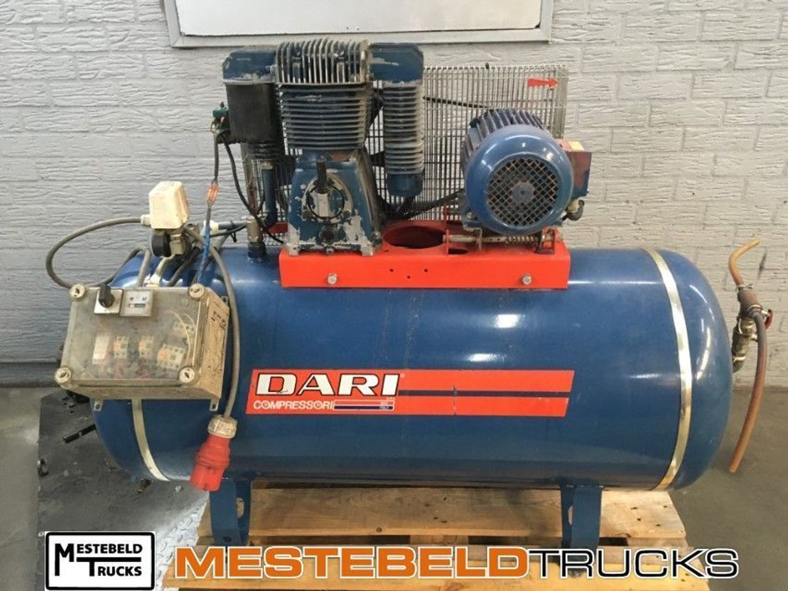 Diversen Compressor - Компресор за Камион: снимка 2 Diversen Compressor - Компресор за Камион: снимка 2