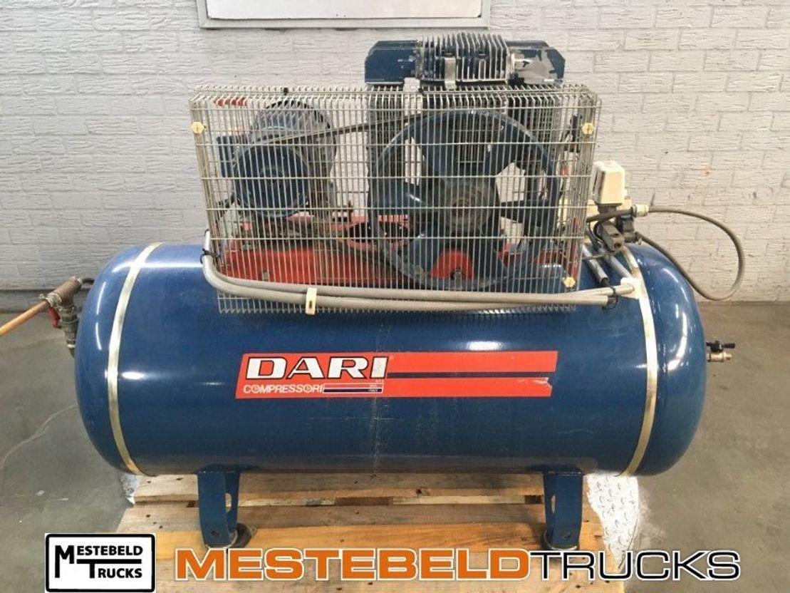 Diversen Compressor - Компресор за Камион: снимка 1 Diversen Compressor - Компресор за Камион: снимка 1