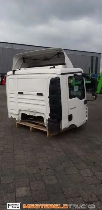 MAN Cabine TGL 12.220 - Кабина за Камион: снимка 5 MAN Cabine TGL 12.220 - Кабина за Камион: снимка 5