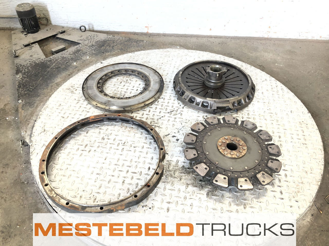 MAN Koppelingsset WSK 440 - Съединител и части за Камион: снимка 1 MAN Koppelingsset WSK 440 - Съединител и части за Камион: снимка 1