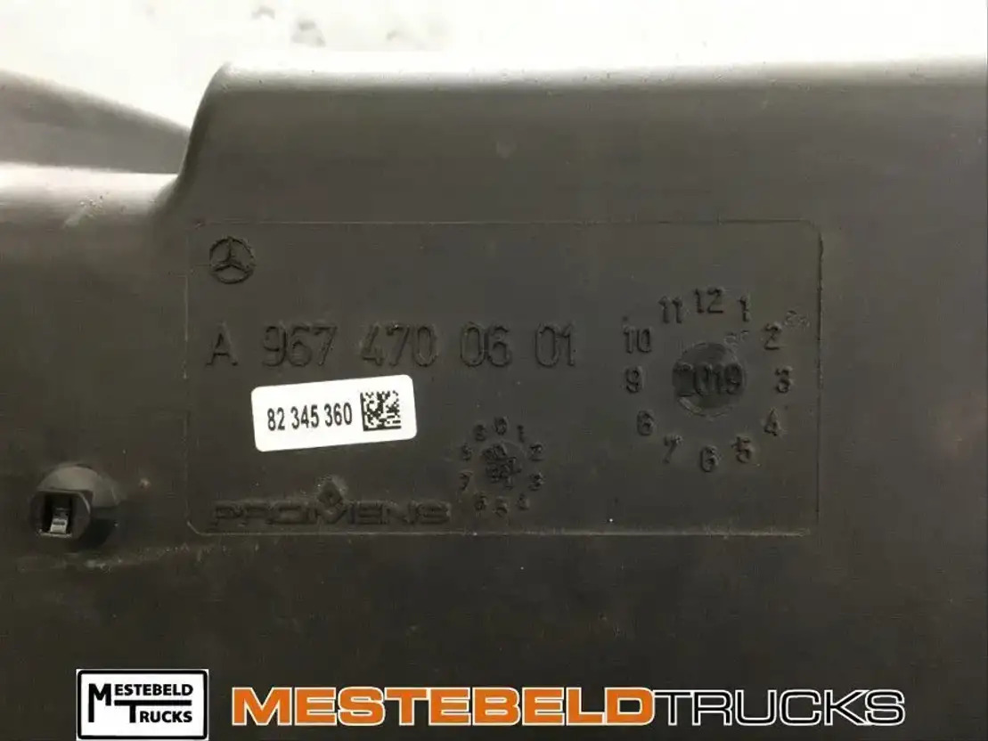 Mercedes-Benz Brandstoftank Atego 130 Liter - Резервоар за гориво за Камион: снимка 2 Mercedes-Benz Brandstoftank Atego 130 Liter - Резервоар за гориво за Камион: снимка 2