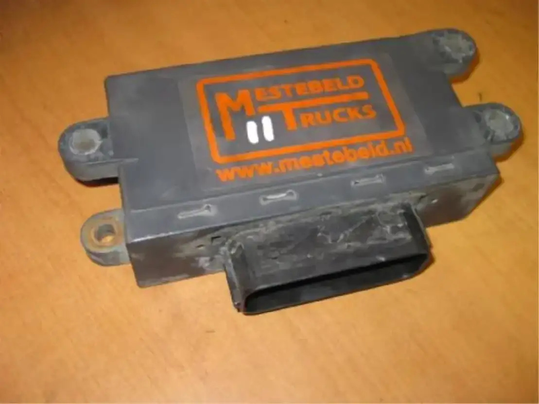 Mercedes-Benz ECU - Електрическа система за Камион: снимка 1 Mercedes-Benz ECU - Електрическа система за Камион: снимка 1
