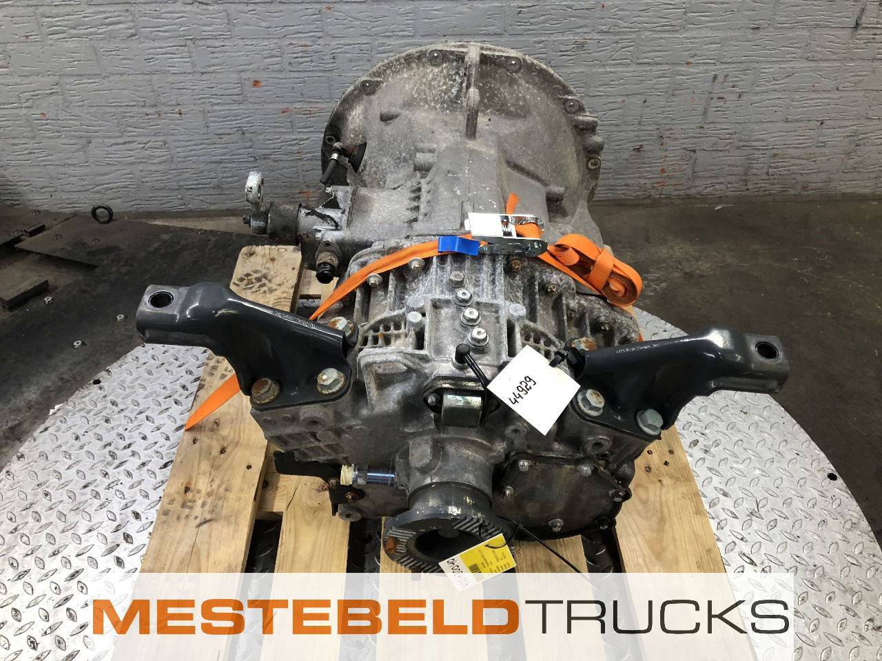 Mercedes-Benz Versnellingsbak G85-6 / 6,7-0,73 manuel - Скоростна кутия и части за Камион: снимка 2 Mercedes-Benz Versnellingsbak G85-6 / 6,7-0,73 manuel - Скоростна кутия и части за Камион: снимка 2