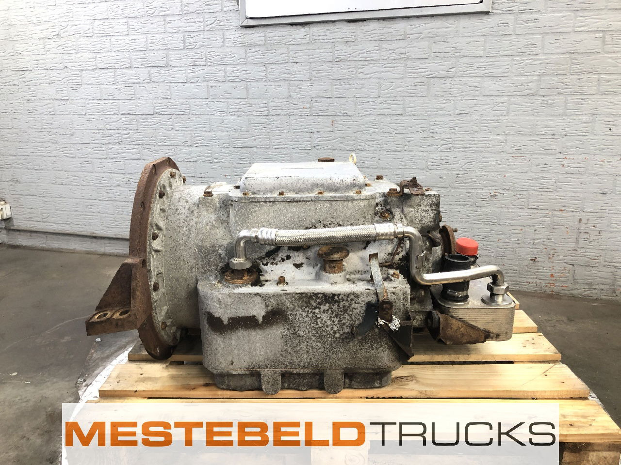Mercedes-Benz Versnellingsbak Voith 864.3E - Скоростна кутия и части за Камион: снимка 3 Mercedes-Benz Versnellingsbak Voith 864.3E - Скоростна кутия и части за Камион: снимка 3