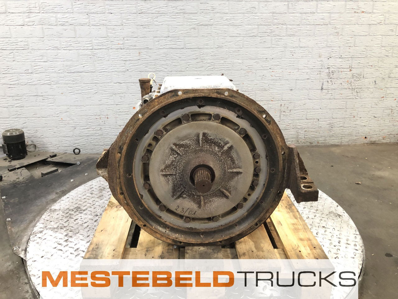 Mercedes-Benz Versnellingsbak Voith 864.3E - Скоростна кутия и части за Камион: снимка 2 Mercedes-Benz Versnellingsbak Voith 864.3E - Скоростна кутия и части за Камион: снимка 2