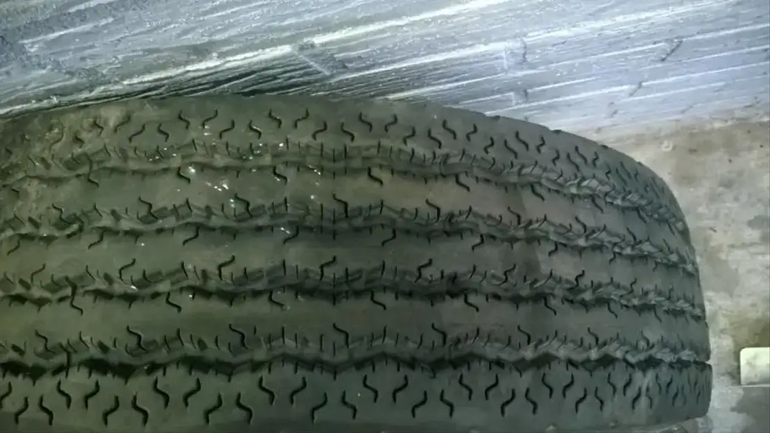 Michelin Band met velg - Гума за Камион: снимка 1 Michelin Band met velg - Гума за Камион: снимка 1