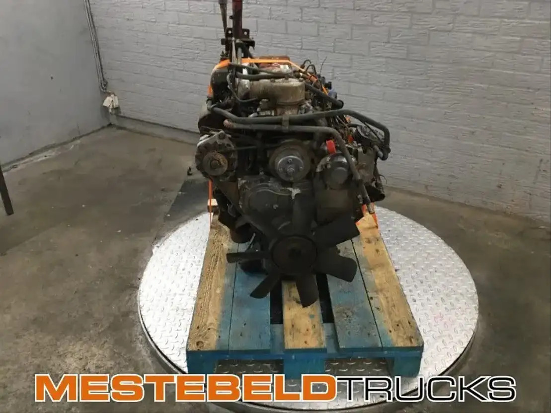 Perkins Motor 4 cilinder - Двигател за Камион: снимка 1 Perkins Motor 4 cilinder - Двигател за Камион: снимка 1