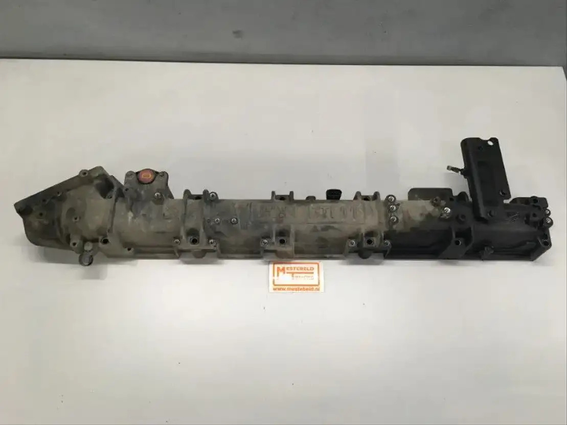 Renault Inlaatspruitstuk DTI 11 460 Euvi - Двигател и части за Камион: снимка 1 Renault Inlaatspruitstuk DTI 11 460 Euvi - Двигател и части за Камион: снимка 1