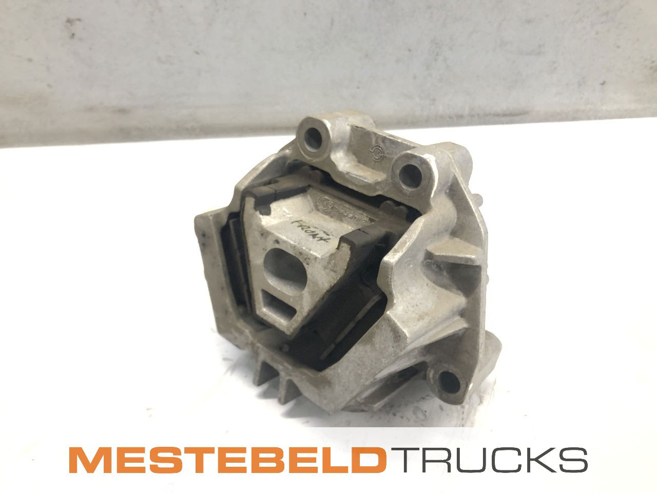 Renault Motorsteun Midlum - Рама/ Шаси за Камион: снимка 1 Renault Motorsteun Midlum - Рама/ Шаси за Камион: снимка 1