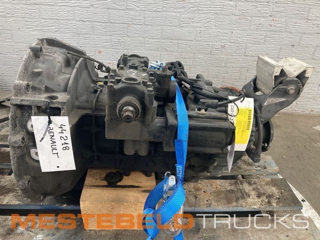 Renault Versnellingsbak 6 S 800 TO - Скоростна кутия за Камион: снимка 1 Renault Versnellingsbak 6 S 800 TO - Скоростна кутия за Камион: снимка 1