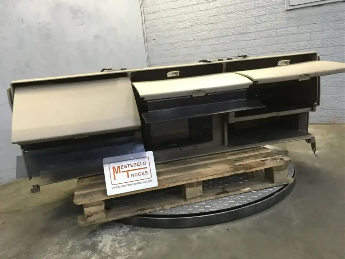 Scania Aflegvak met magnetron - Кабина и интериор за Камион: снимка 2 Scania Aflegvak met magnetron - Кабина и интериор за Камион: снимка 2