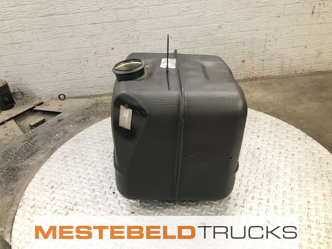 Scania Uitlaatdemper 4-serie - Изпускателна система за Камион: снимка 2 Scania Uitlaatdemper 4-serie - Изпускателна система за Камион: снимка 2