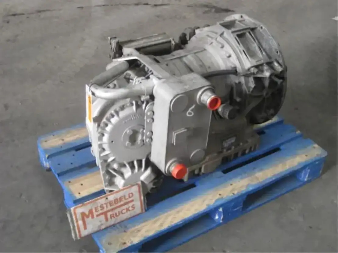 Scania Versnellingsbak 4 HP 592 C - Скоростна кутия и части за Камион: снимка 1 Scania Versnellingsbak 4 HP 592 C - Скоростна кутия и части за Камион: снимка 1