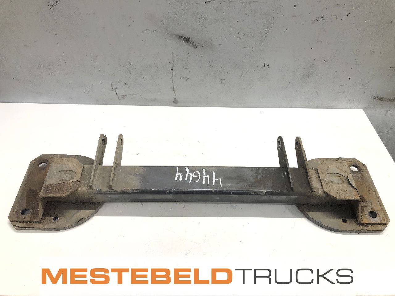 Volvo Dwarsbalk luchtvering FE 240 - Рама/ Шаси за Камион: снимка 1 Volvo Dwarsbalk luchtvering FE 240 - Рама/ Шаси за Камион: снимка 1