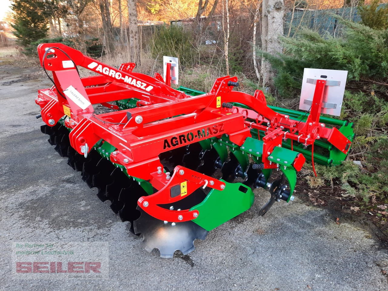 Agro-Masz BT 30 + Rohrstabwalze 500 mm - Дискова брана: снимка 1 Agro-Masz BT 30 + Rohrstabwalze 500 mm - Дискова брана: снимка 1