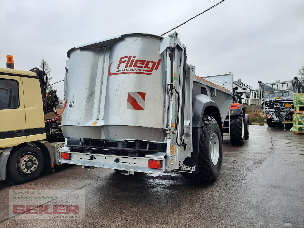 Fliegl ADS 100 Einachs 9m³ - Разпръсквач за оборски тор: снимка 4 Fliegl ADS 100 Einachs 9m³ - Разпръсквач за оборски тор: снимка 4