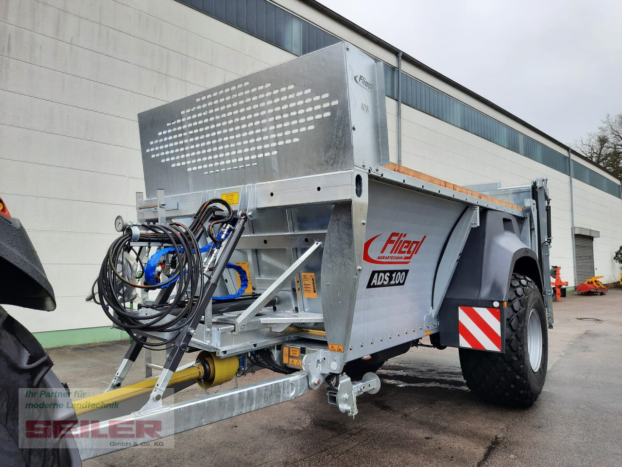Fliegl ADS 100 Einachs 9m³ - Разпръсквач за оборски тор: снимка 2 Fliegl ADS 100 Einachs 9m³ - Разпръсквач за оборски тор: снимка 2