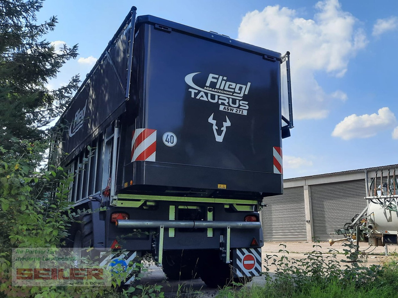 Fliegl ASW 271 TAURUS FOX 40m³ + Top Lift Light - Саморазтоварващо се ремарке: снимка 4 Fliegl ASW 271 TAURUS FOX 40m³ + Top Lift Light - Саморазтоварващо се ремарке: снимка 4