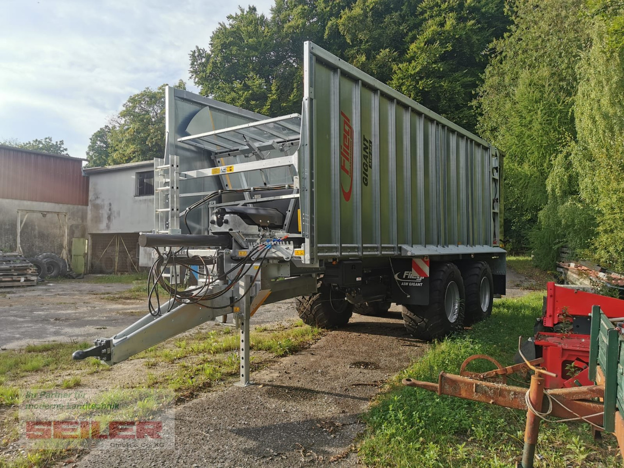 Fliegl ASW 281 GIGANT FOX 45m³ - Саморазтоварващо се ремарке: снимка 2 Fliegl ASW 281 GIGANT FOX 45m³ - Саморазтоварващо се ремарке: снимка 2
