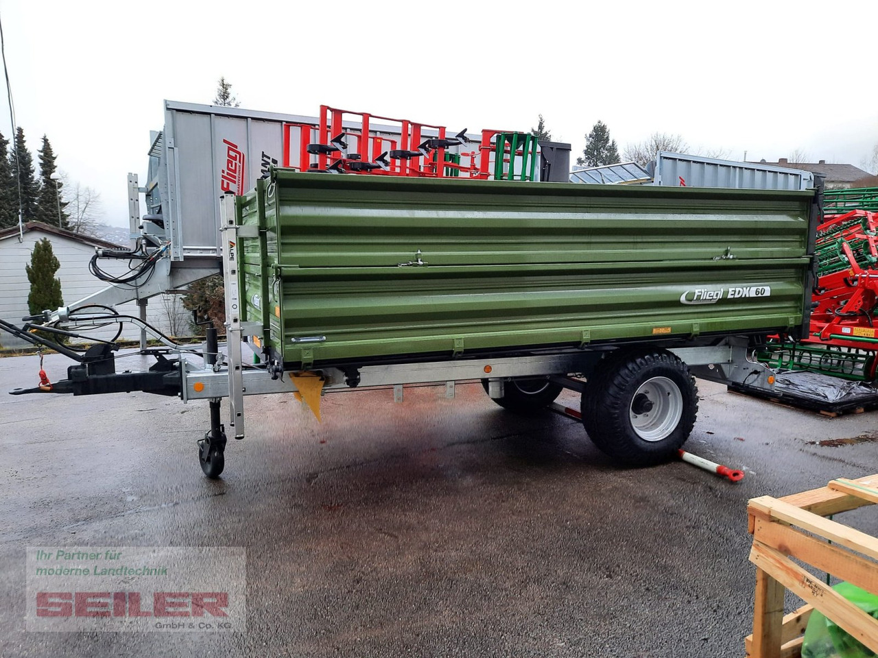 Fliegl EDK 60 FOX - Селскостопанско ремарке самосвал: снимка 5 Fliegl EDK 60 FOX - Селскостопанско ремарке самосвал: снимка 5